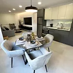 Διαμέρισμα Melia *